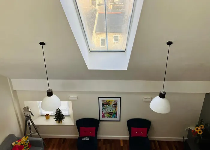 Spacious And Refreshing 3-4 Bed Stamford House!